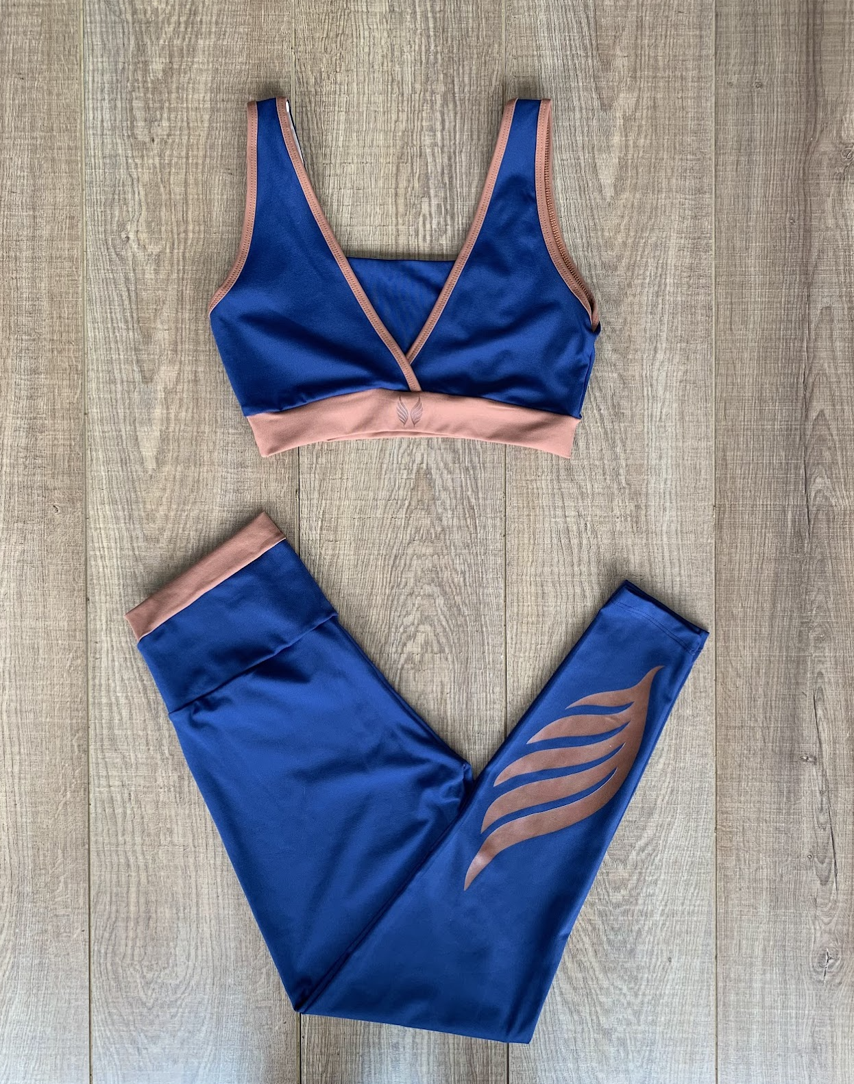 VINGE CONJUNTO LEGGING + TOP - AZUL E MARROM