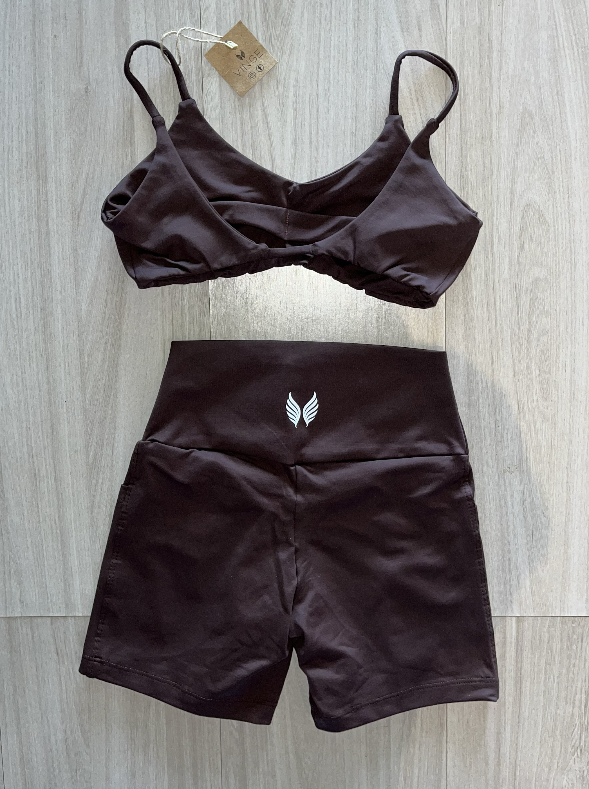 VINGE GO GIRLS CONJUNTO SHORT + TOP - MARROM