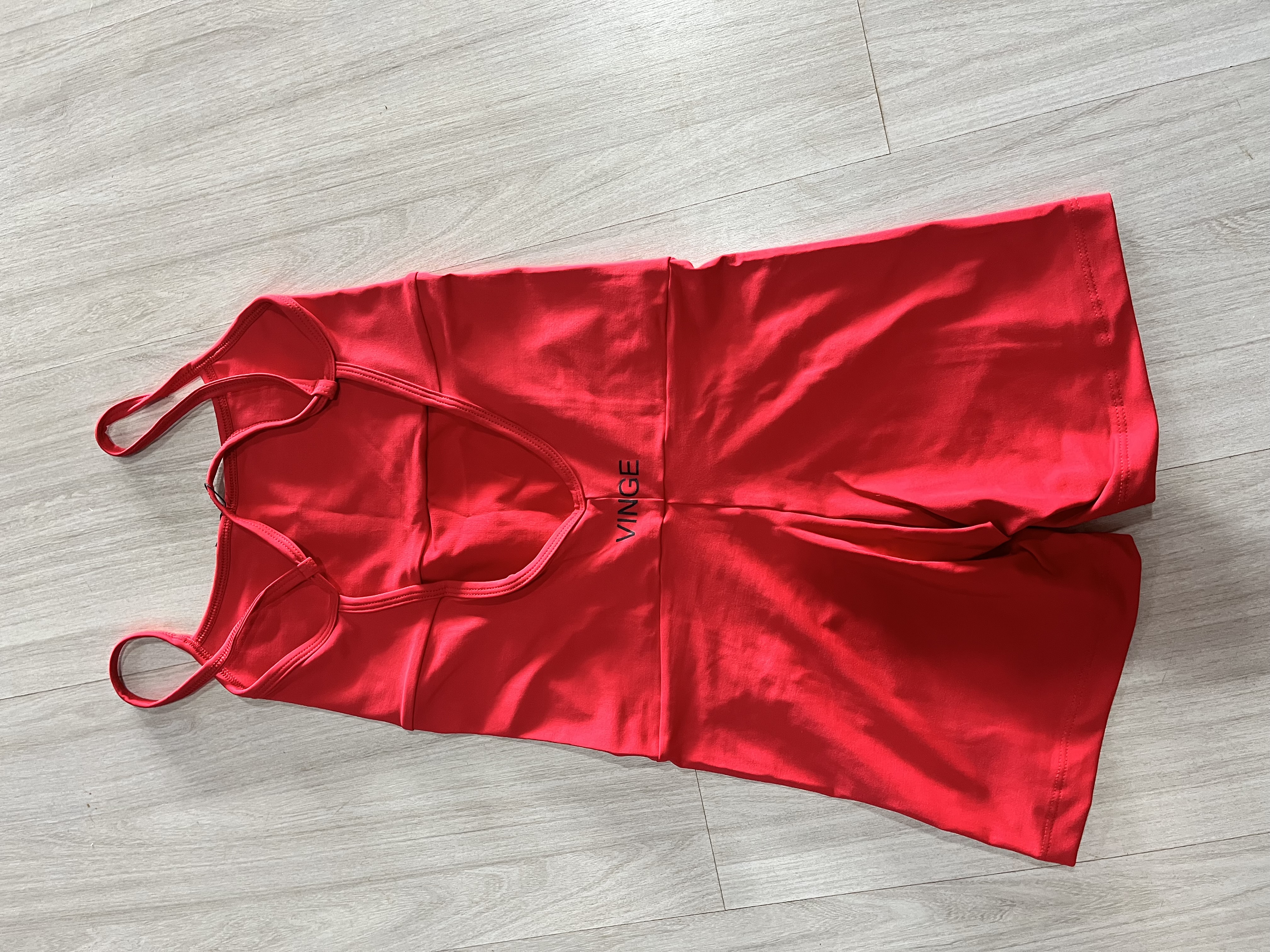 VINGE MACAQUINHO VERMELHO